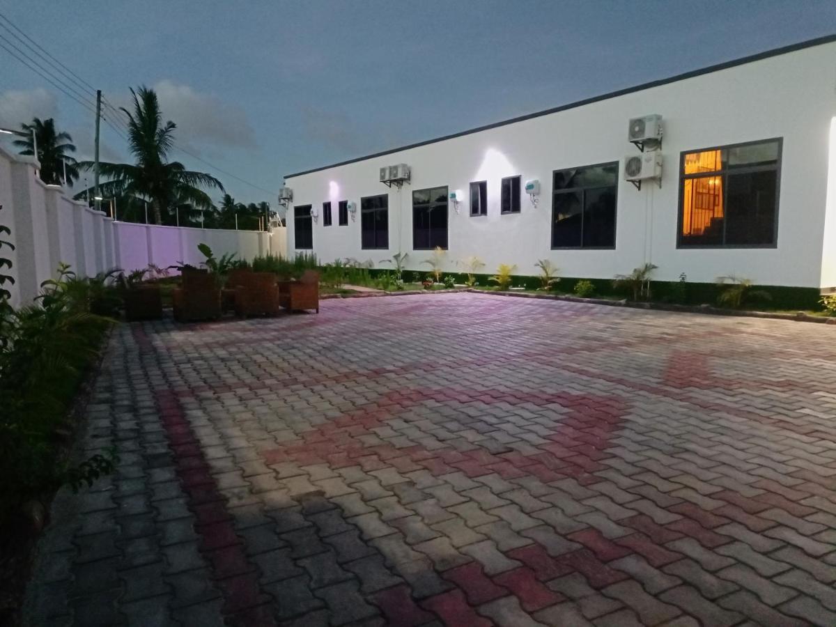 Chibuba Airport Accommodation Dar es Salaam Exterior foto