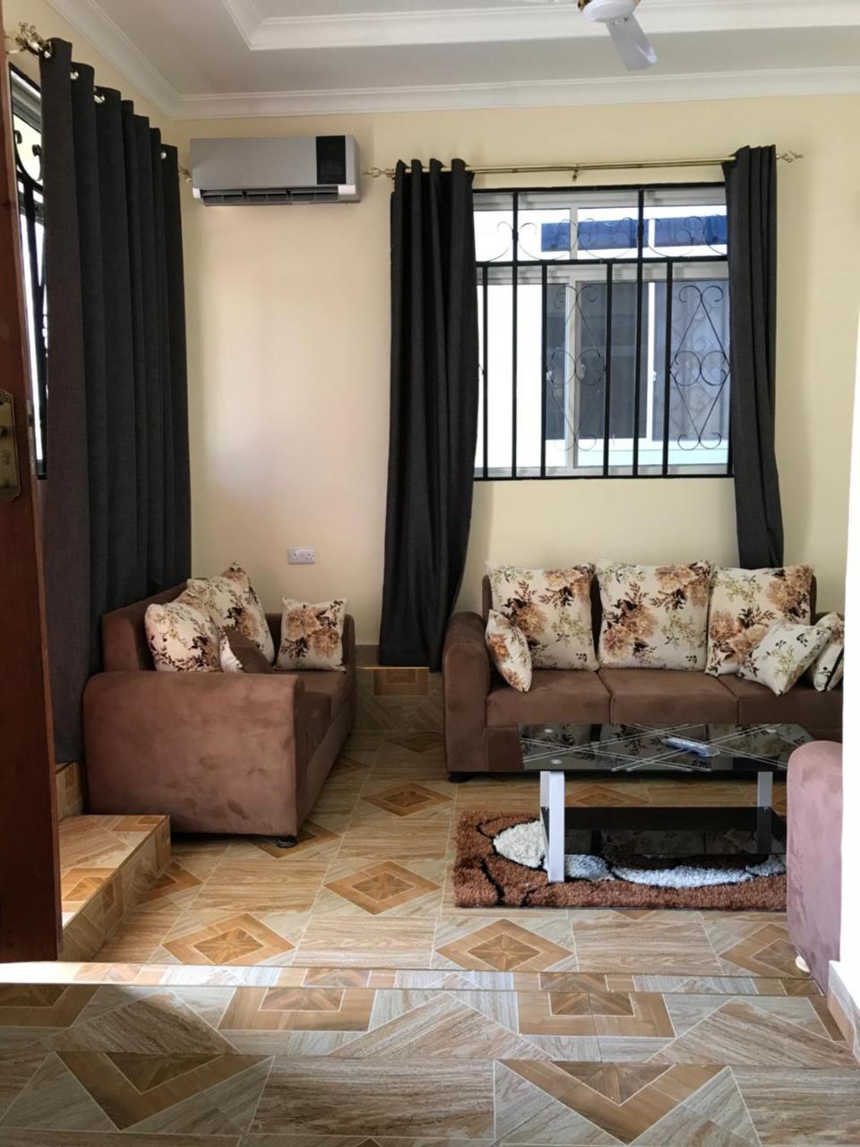 Chibuba Airport Accommodation Dar es Salaam Exterior foto