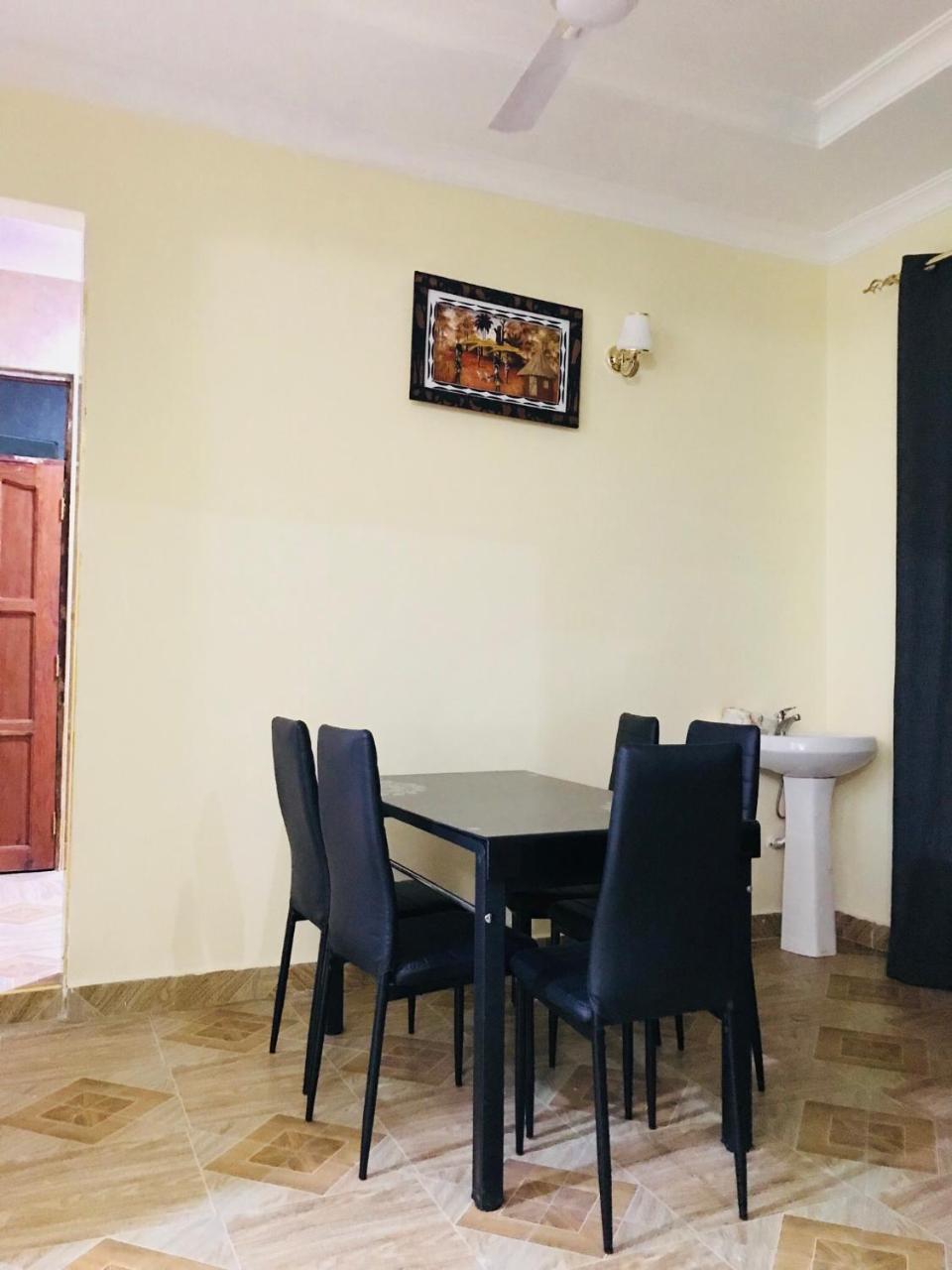 Chibuba Airport Accommodation Dar es Salaam Exterior foto